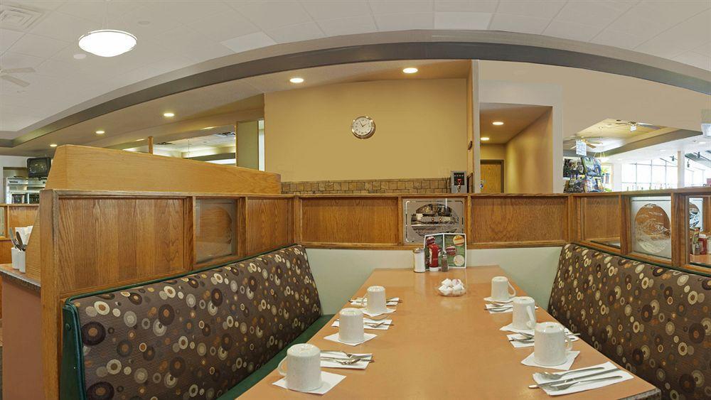 Travelodge By Wyndham Abbotsford Bakerview Zewnętrze zdjęcie
