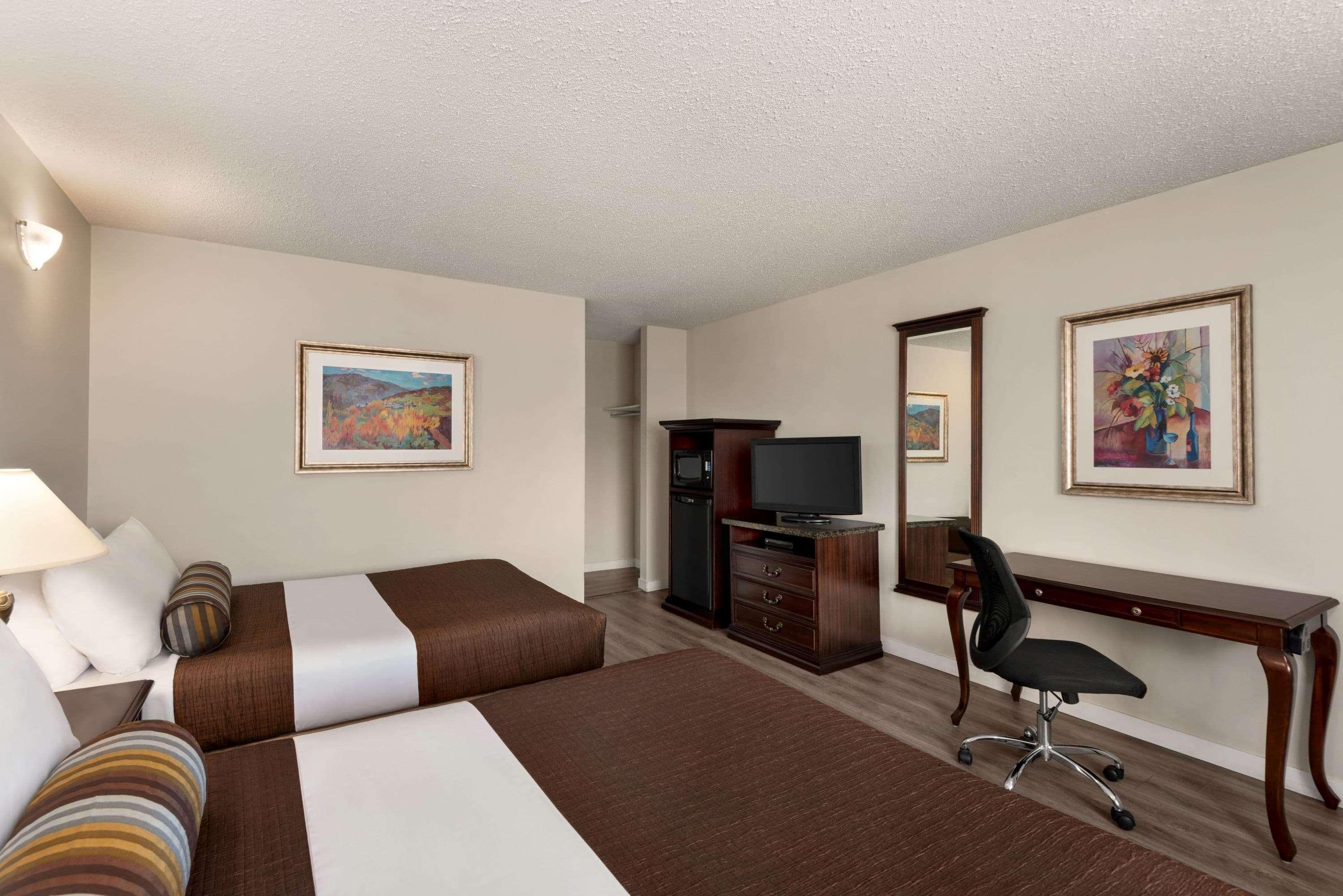 Travelodge By Wyndham Abbotsford Bakerview Zewnętrze zdjęcie