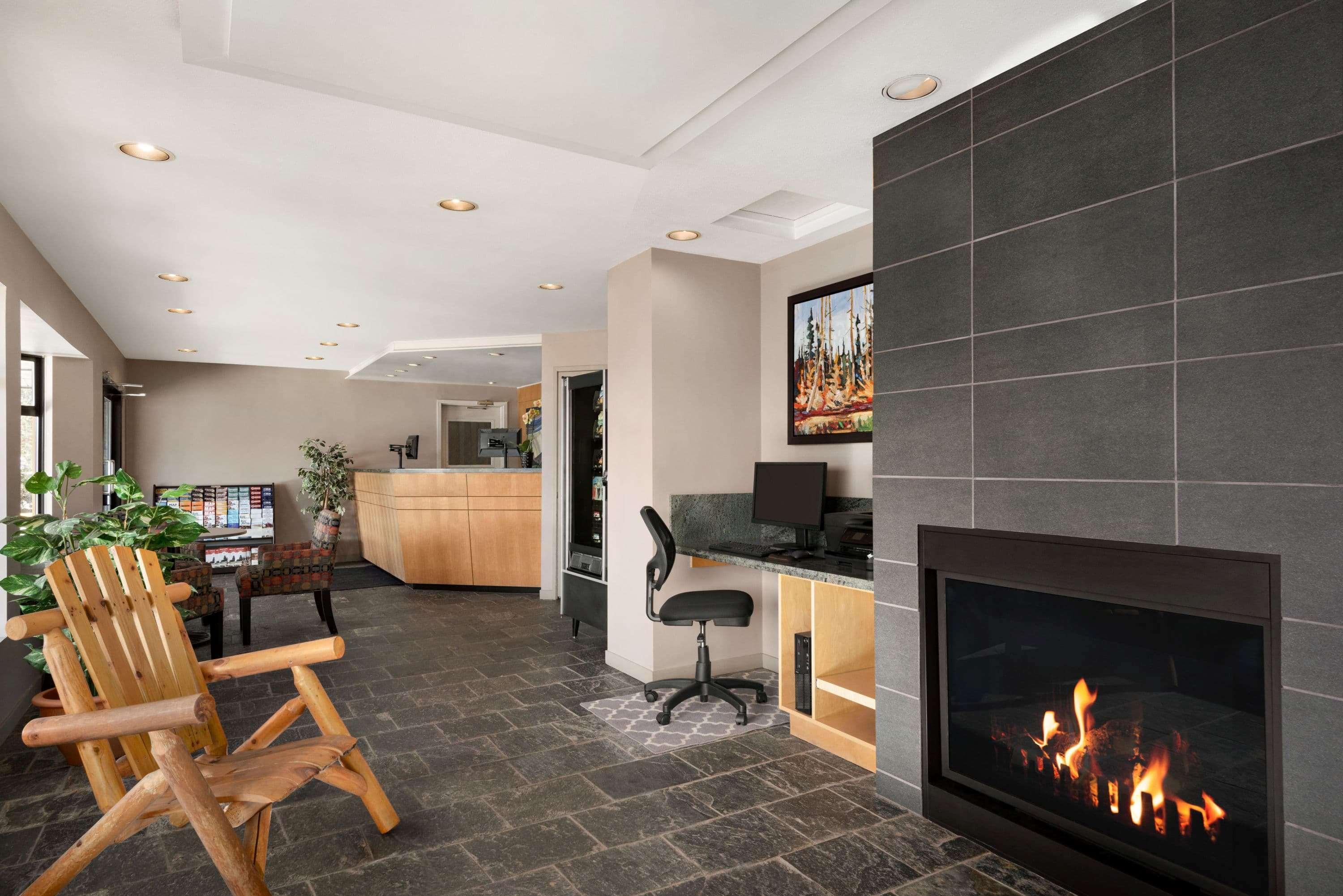 Travelodge By Wyndham Abbotsford Bakerview Zewnętrze zdjęcie