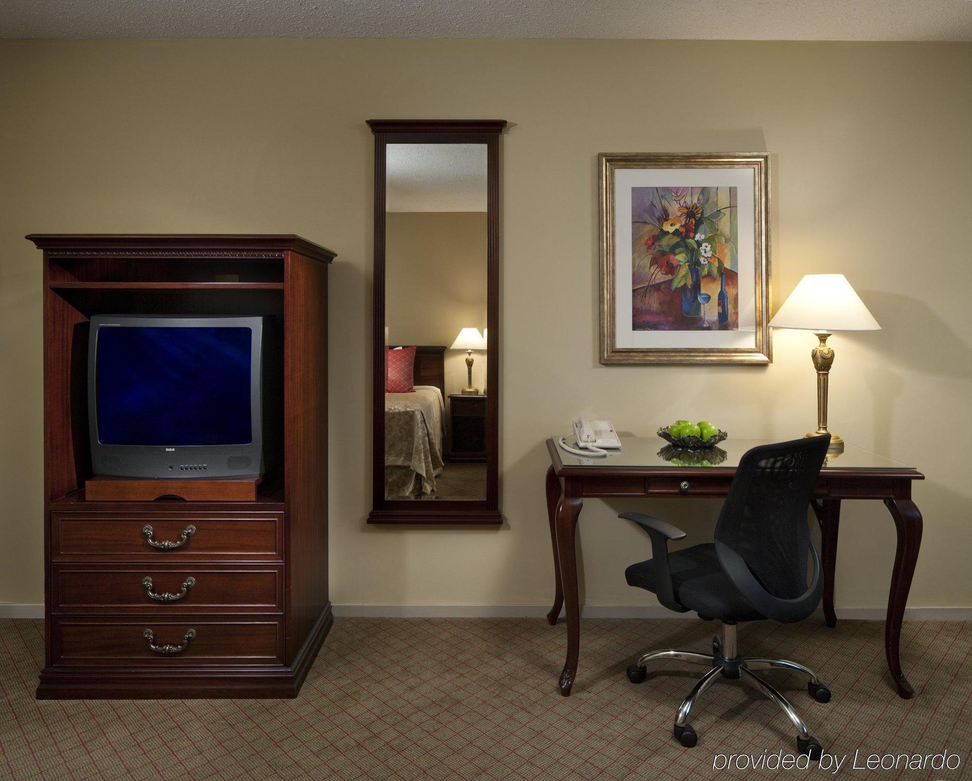 Travelodge By Wyndham Abbotsford Bakerview Zewnętrze zdjęcie